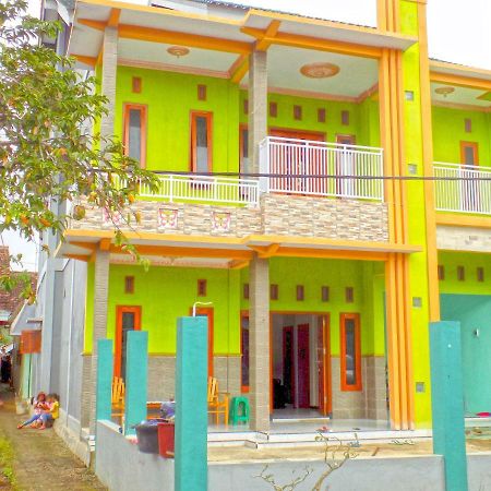Bed and Breakfast Osingvacation Tamansuruh Экстерьер фото