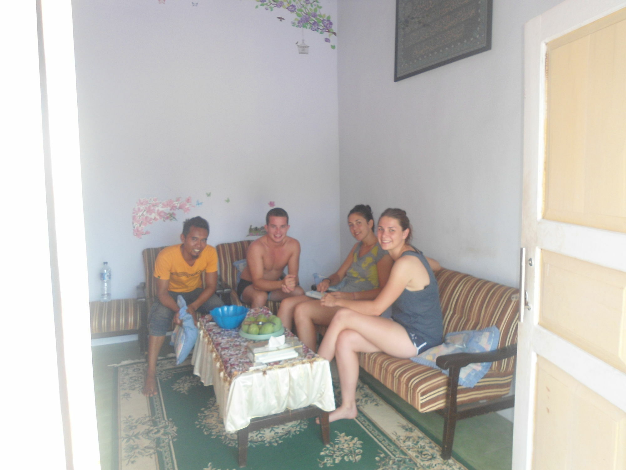 Bed and Breakfast Osingvacation Tamansuruh Экстерьер фото
